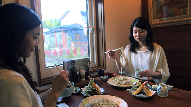 Experience Japan culture dining on fine soba made on one's own