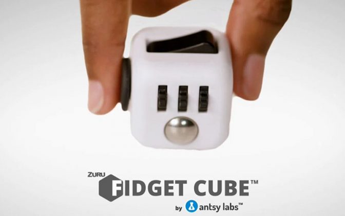 fidget cube hinta