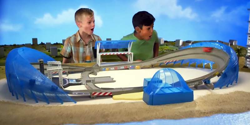 cars 3 ultimate florida speedway playset