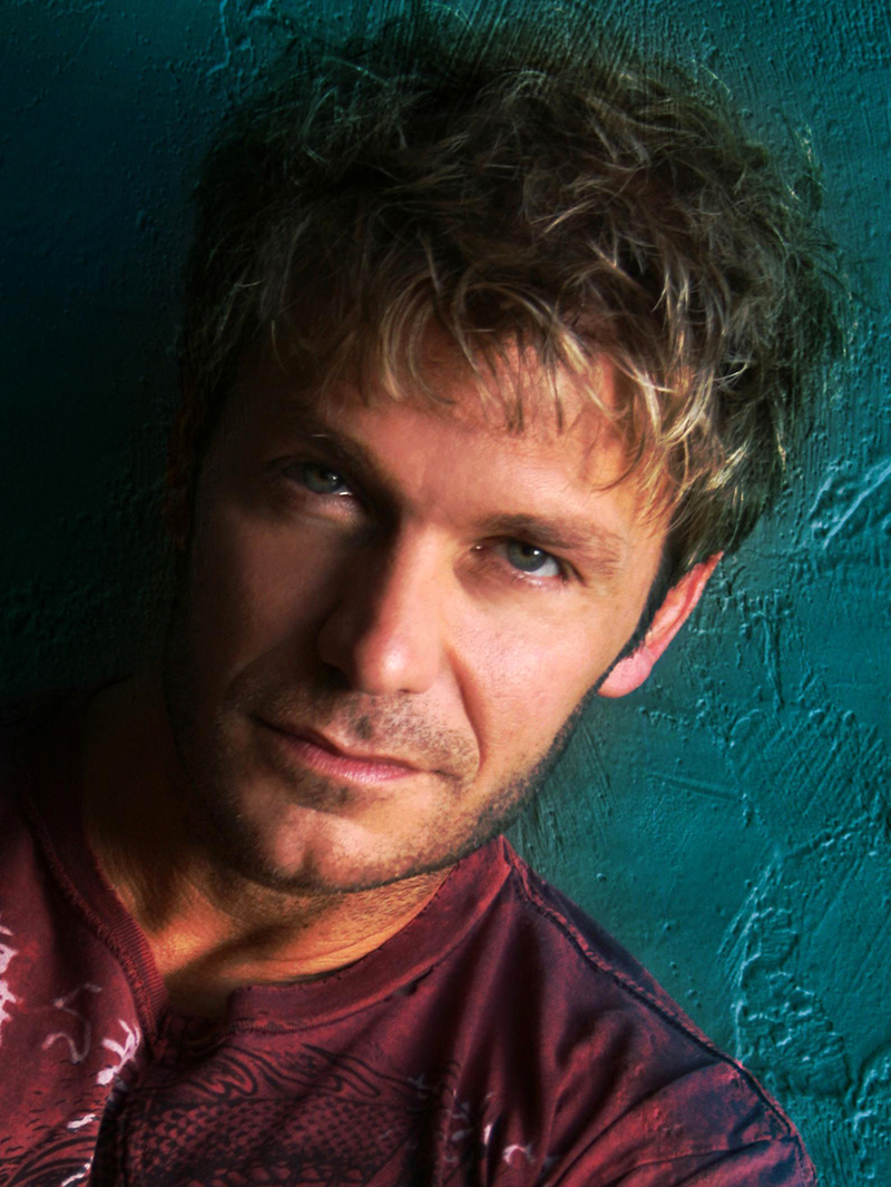 Vic Mignogna